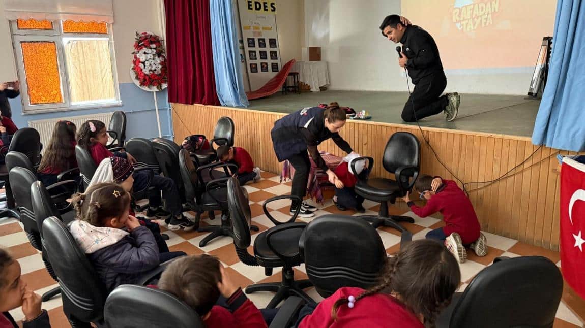OKULUMUZDA AFET VE ACİL DURUM SEMİNERİ